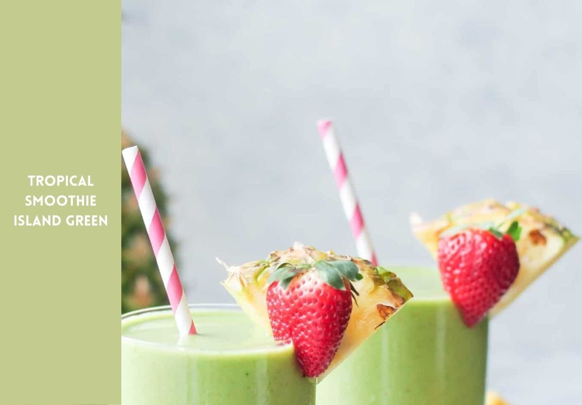 How to Make the Perfect Tropical Smoothie Island Green at Home